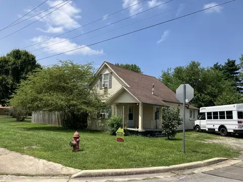 1534 S P St, Elwood, IN 46036