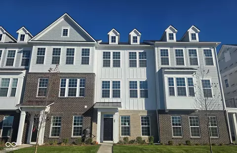 14530 Elsmere Ln, Carmel, IN 46074