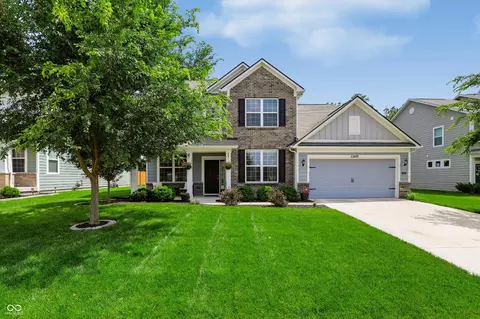 12695 Sunrise Dr, Noblesville, IN 46060