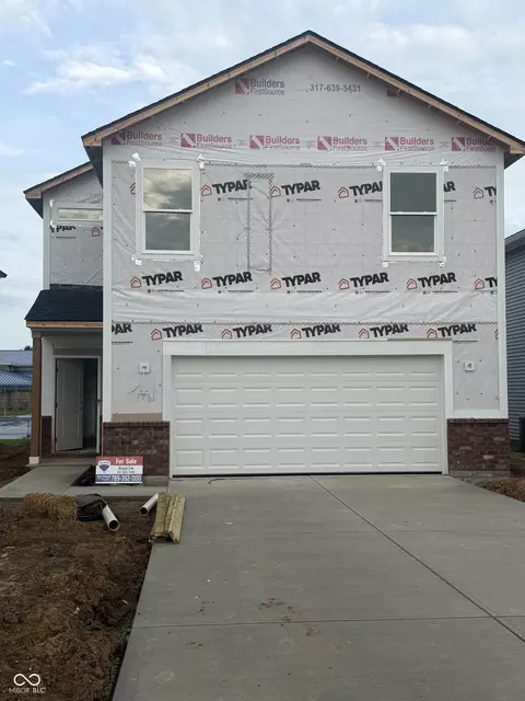 1082 Tomahawk Pl, Martinsville, IN 46151