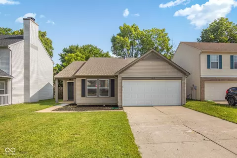 7502 Redcliff Rd, Indianapolis, IN 46256