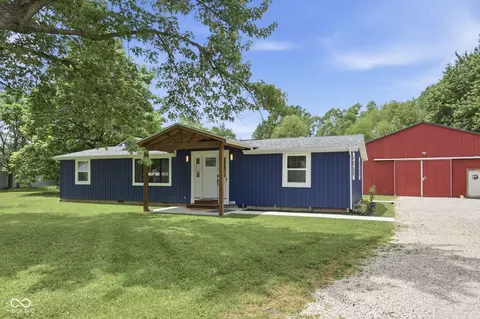 261 N Hillsboro Rd, New Castle, IN 47362