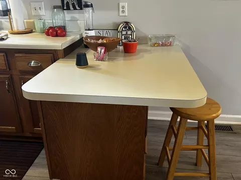 Kitchen - 4684 Hackberry Dr, Columbus, IN 47201 photo 2 of 6