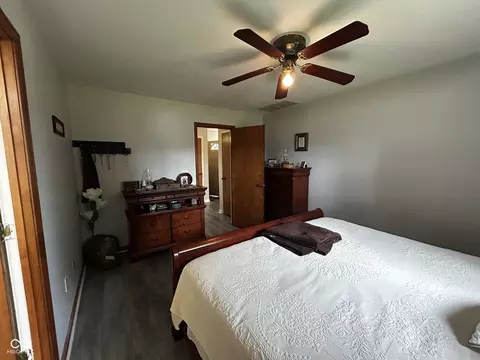 Bedroom - 4684 Hackberry Dr, Columbus, IN 47201 photo 2 of 3