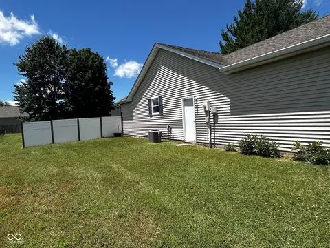 Exterior - 4684 Hackberry Dr, Columbus, IN 47201 photo 3 of 9