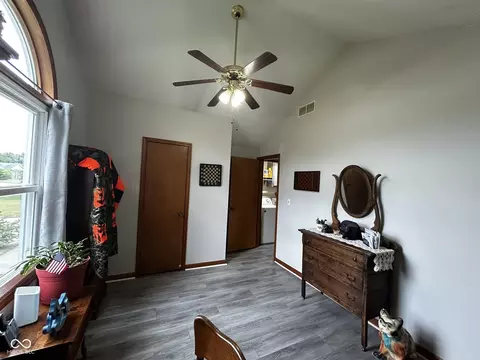 Entry Way - 4684 Hackberry Dr, Columbus, IN 47201 photo 3 of 3