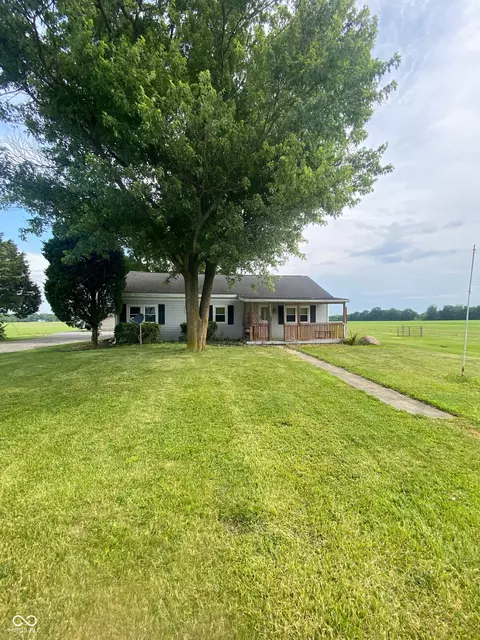 8321 N County Road 75 E, Lizton, IN 46149