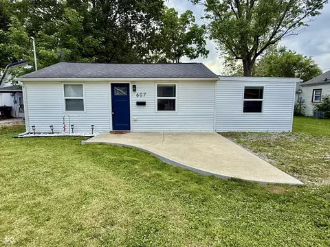 607 Ellenhurst Dr, Anderson, IN 46012