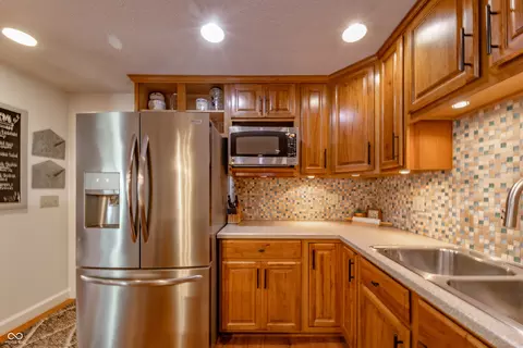 Kitchen - 4140 W 900 S, Pendleton, IN 46064 photo 4 of 6