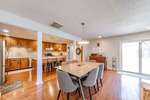 Dining - 4140 W 900 S, Pendleton, IN 46064 photo 2 of 2