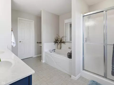 Bath - 7322 Fields Dr, Indianapolis, IN 46239 photo 1 of 4