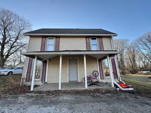 810 Elmore St, Crawfordsville, IN 47933