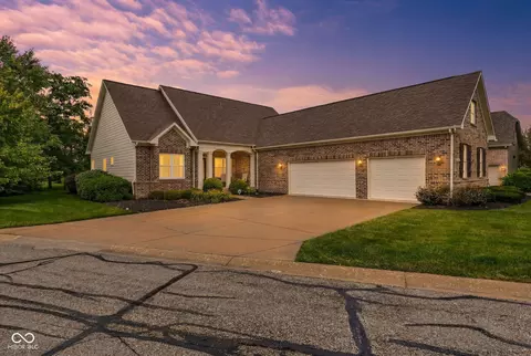15404 Mission Hills Ct, Carmel, IN 46033
