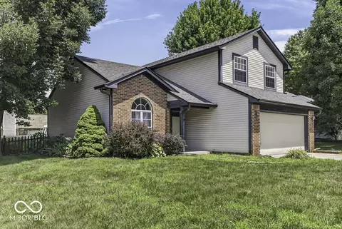 1548 Doe Ln, Greenwood, IN 46142