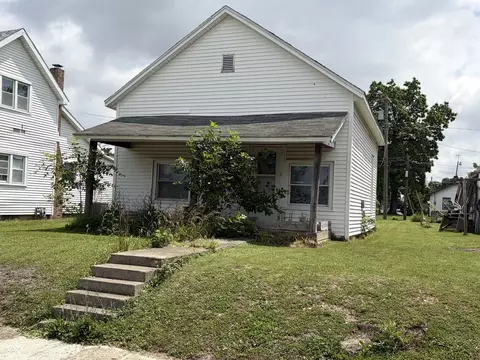 1018 S 15th St, New Castle, IN 47362