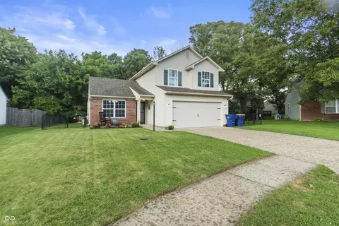 12124 Mockernut Ct, Indianapolis, IN 46236