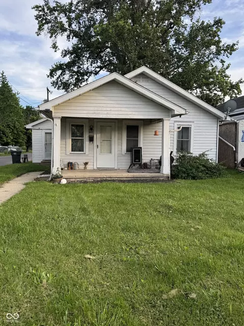 627 E 31st St, Anderson, IN 46016