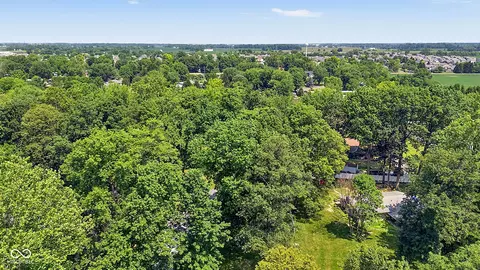 1336 S Heron Dr E, New Palestine, IN 46163