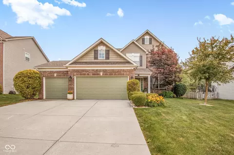 1418 Lavender Ln, Greenwood, IN 46143
