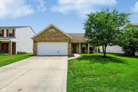 7147 Red Lake Ct, Indianapolis, IN 46217