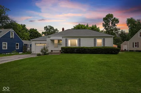 6435 Maple Dr, Indianapolis, IN 46220