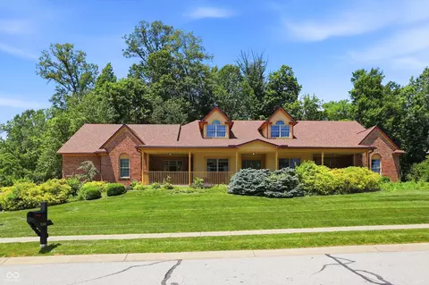 5744 Hickory Woods Dr, Plainfield, IN 46168