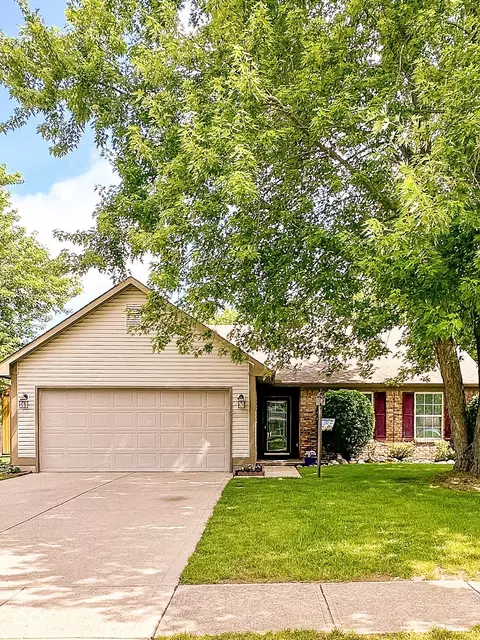 188 Oxford Ave, Pendleton, IN 46064