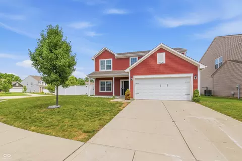 1593 Woodside Cir, Franklin, IN 46131
