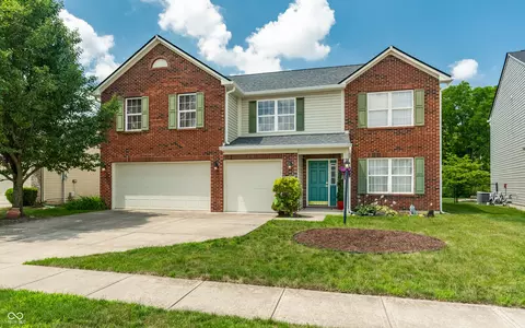 1838 Irish Lake Ln, Indianapolis, IN 46239