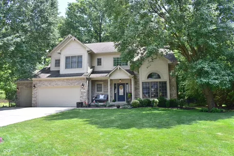 8529 Ardennes Dr, Fishers, IN 46038
