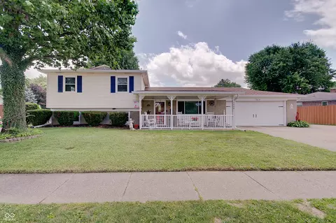 7409 Tammy Dr, Southport, IN 46227