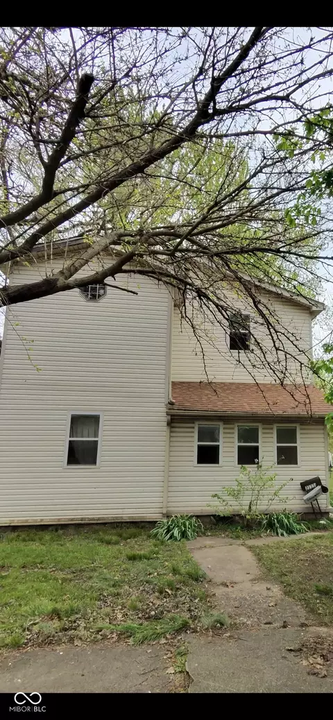 2111 N 22nd St, Terre Haute, IN 47804