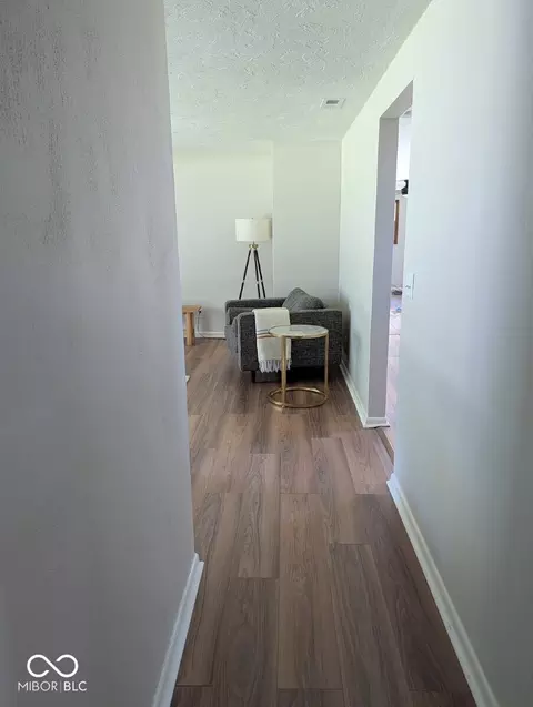 Entry Way - 8091 S 100 E, Pendleton, IN 46064 photo 2 of 2
