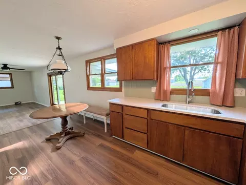 Kitchen - 8091 S 100 E, Pendleton, IN 46064 photo 4 of 4