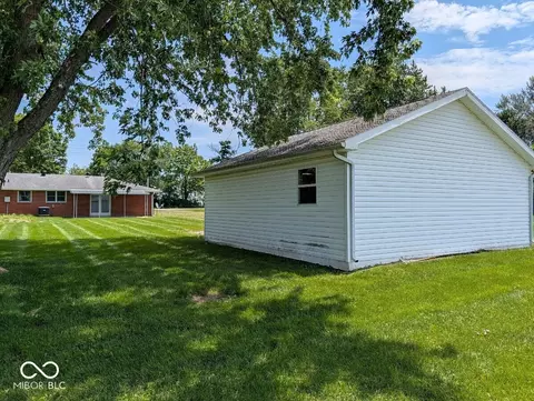 Exterior - 8091 S 100 E, Pendleton, IN 46064 photo 4 of 4