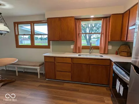 Kitchen - 8091 S 100 E, Pendleton, IN 46064 photo 3 of 4