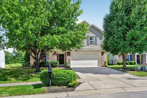 7643 Pipestone Dr, Indianapolis, IN 46217