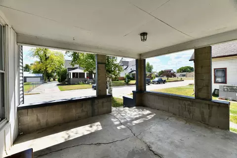 208 E Sherman St, Windfall, IN 46076