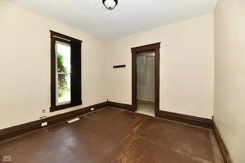 Bedroom - 208 E Sherman St, Windfall, IN 46076 photo 2 of 4