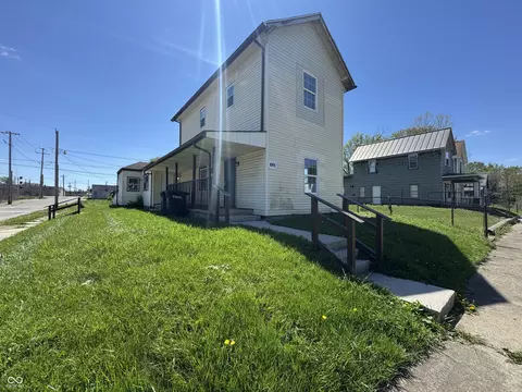 1001 W 1st St, Muncie, IN 47305
