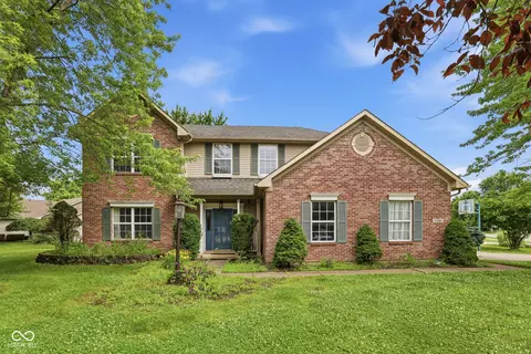 11384 Songbird Ln, Fishers, IN 46038