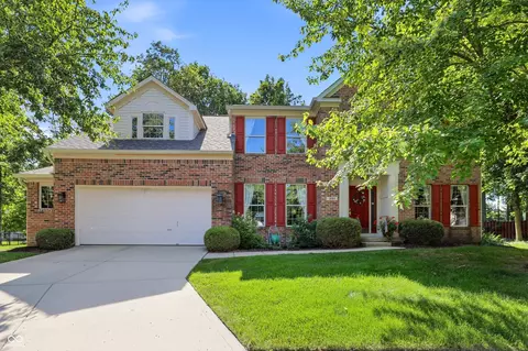 1201 Elm Grv, Greenwood, IN 46143