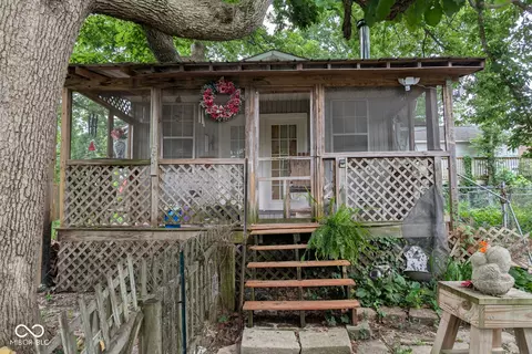 317 W 14th St, Bloomington, IN 47404