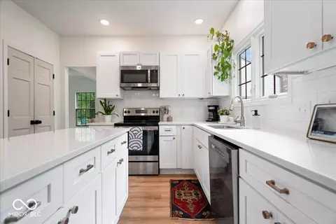 Kitchen - 6279 Dover Ct, Fishers, IN 46038 photo 1 of 4