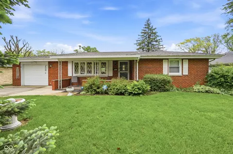 3914 N Lanewood Dr, Muncie, IN 47304