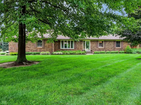 487 Moccosin Rd, Greenwood, IN 46142