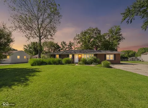 2763 W Hickory Dr, Anderson, IN 46013