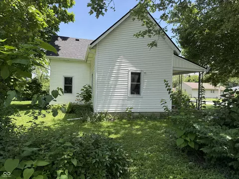 901 Columbia Ave, Alexandria, IN 46001