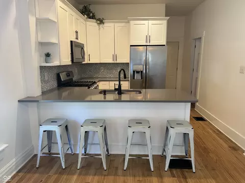 Kitchen - 206 6th St, Covington, IN 47932 photo 2 of 4