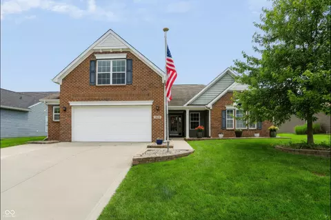 8715 Blue Marlin Dr, Indianapolis, IN 46239